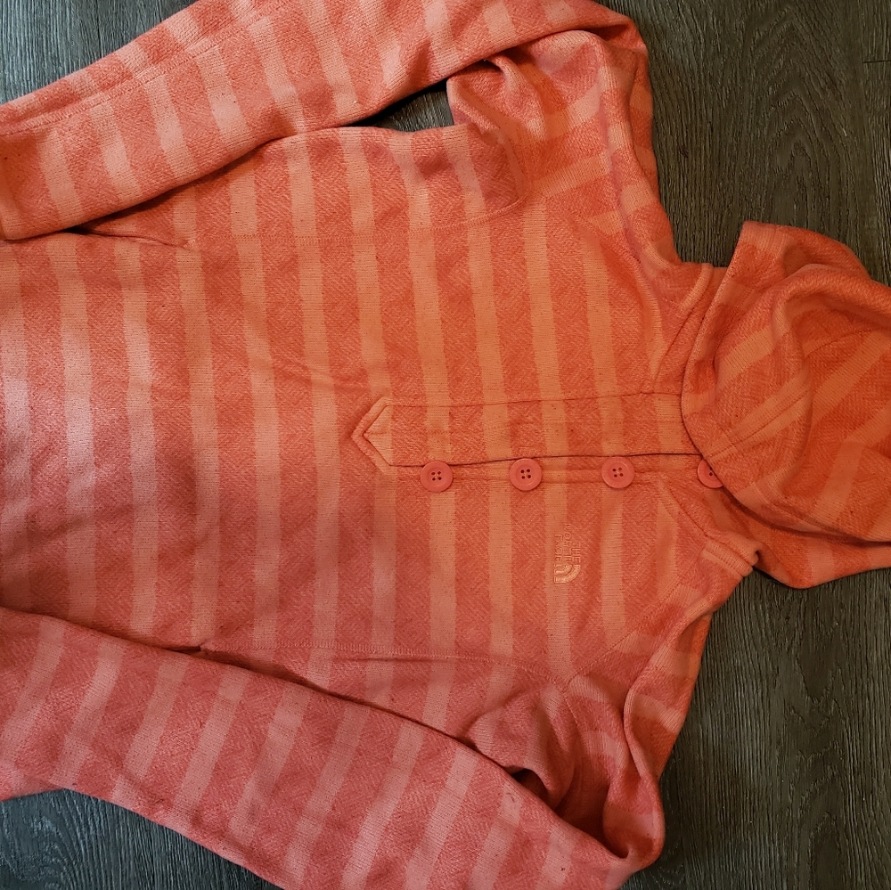 North face sweater
